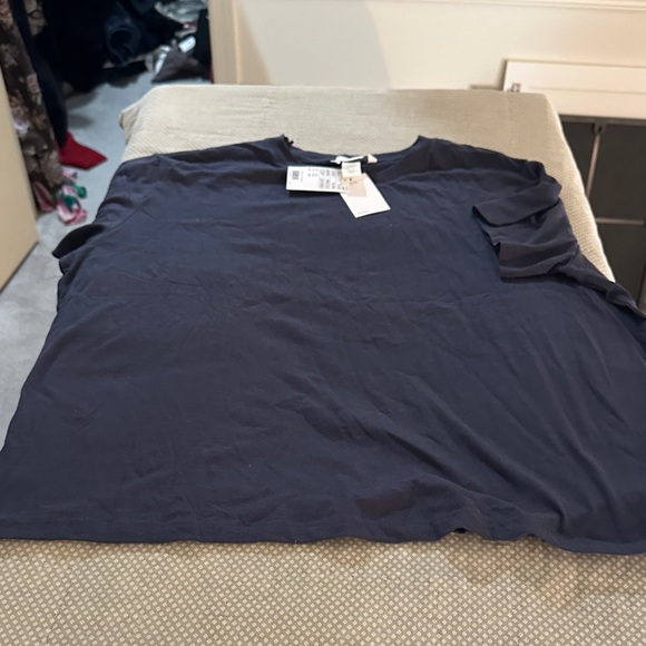 H&M Dark Blue Short Sleeve Tee - Picture 1 of 3